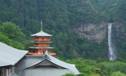 南紀・熊野古道の名所・世界遺産を探訪する